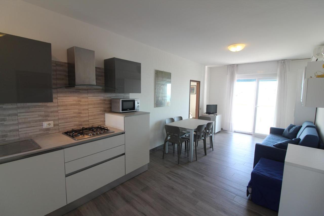 Appartamenti Puerto Do Sol Lignano Sabbiadoro Ngoại thất bức ảnh