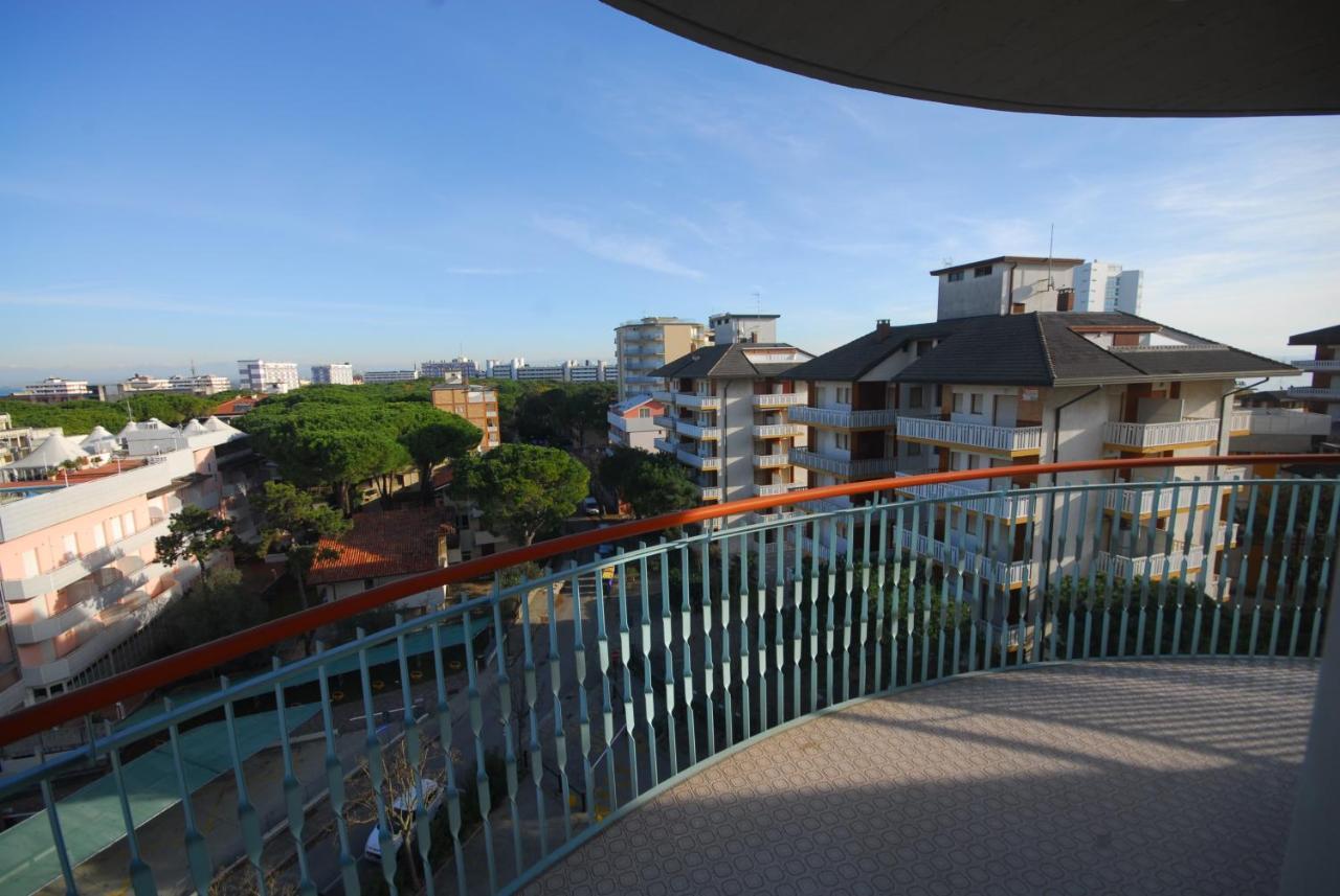 Appartamenti Puerto Do Sol Lignano Sabbiadoro Ngoại thất bức ảnh