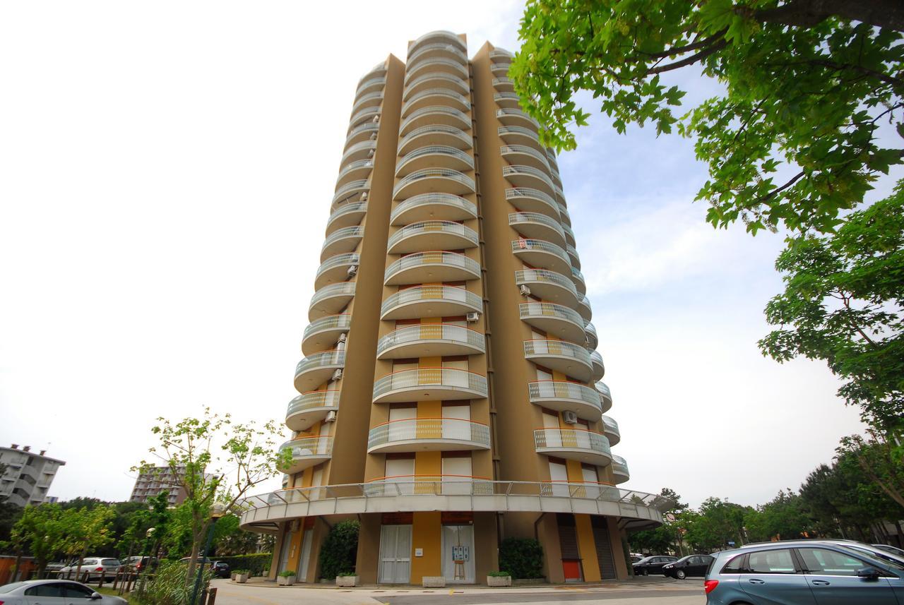Appartamenti Puerto Do Sol Lignano Sabbiadoro Ngoại thất bức ảnh